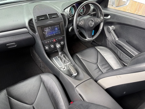 3.0 SLK280 Convertible 2dr Petrol 7G-Tronic (216 g/km, 231 bhp)