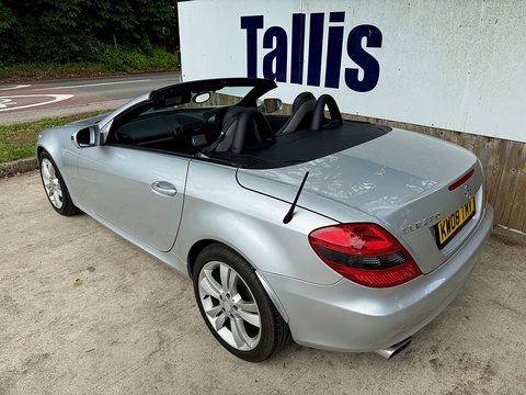 3.0 SLK280 Convertible 2dr Petrol 7G-Tronic (216 g/km, 231 bhp)