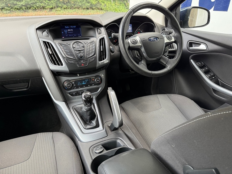 Ford 1.6 Titanium Hatchback 5dr Petrol Manual Euro 5 (125 ps)