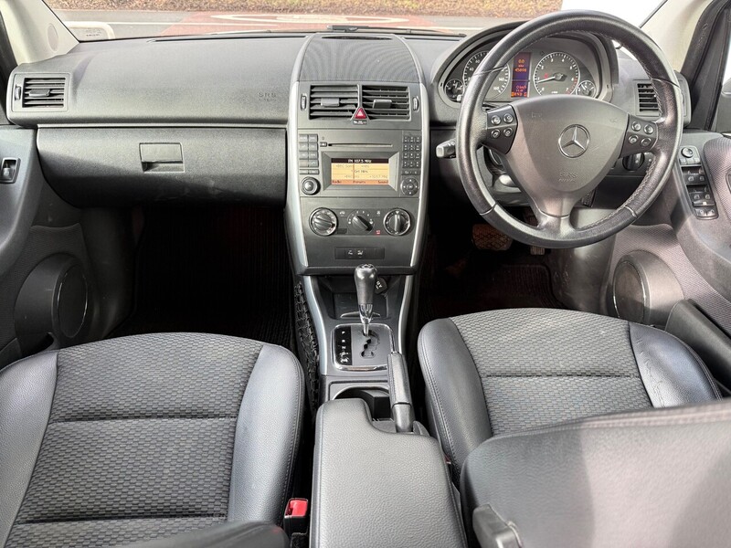 Mercedes-Benz 1.7 A180 Avantgarde SE Hatchback 5dr Petrol CVT (166 g/km, 116 bhp)