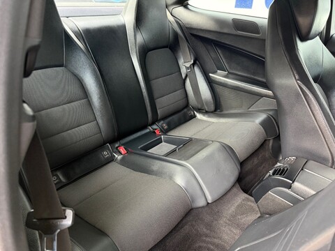 2.1 C220 CDI BlueEfficiency AMG Sport Coupe 2dr Diesel G-Tronic+ Euro 5 (s/s) (170 ps)