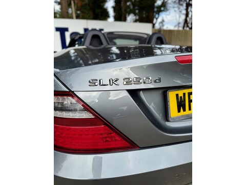 2.1 SLK250d AMG Sport Convertible 2dr Diesel G-Tronic Euro 6 (s/s) (204 ps)