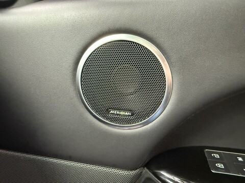 3.0 D300 MHEV Autobiography Dynamic SUV 5dr Diesel Auto 4WD Euro 6 (s/s) (300 ps)