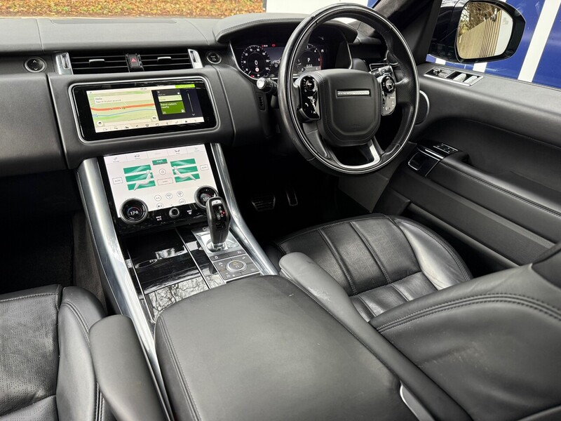 Land Rover 3.0 D300 MHEV Autobiography Dynamic SUV 5dr Diesel Auto 4WD Euro 6 (s/s) (300 ps)