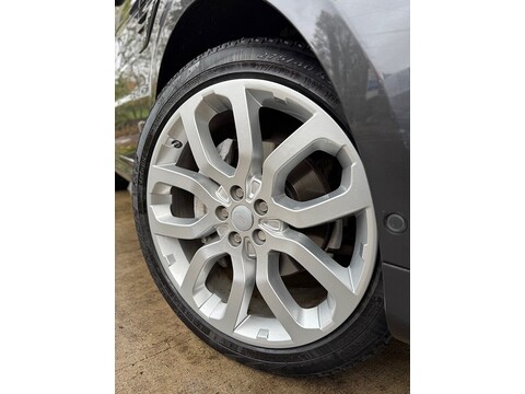 3.0 D300 MHEV Autobiography Dynamic SUV 5dr Diesel Auto 4WD Euro 6 (s/s) (300 ps)