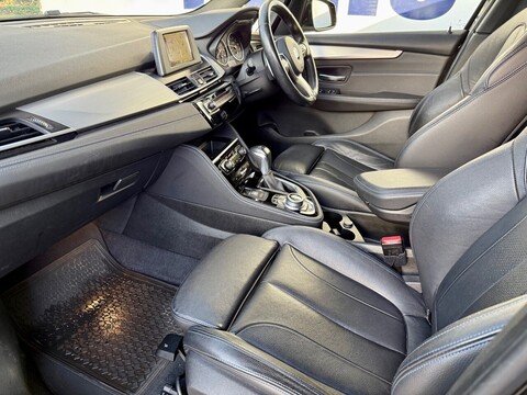 2.0 220i M Sport MPV 5dr Petrol Auto Euro 6 (s/s) (192 ps)