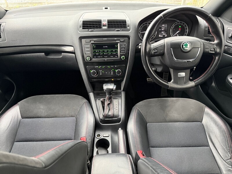 Skoda 2.0 TDI vRS Estate 5dr Diesel DSG Euro 5 (170 ps)
