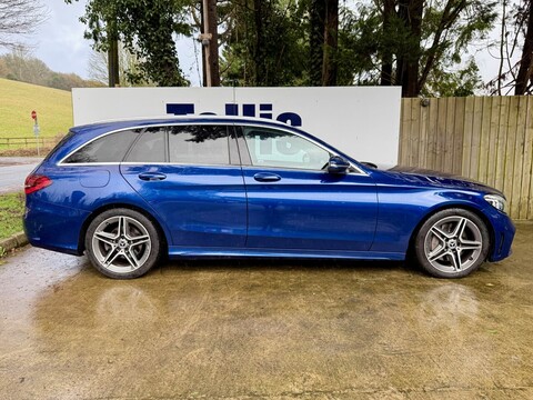 2.0 C300d AMG Line Estate 5dr Diesel G-Tronic+ Euro 6 (s/s) (245 ps)