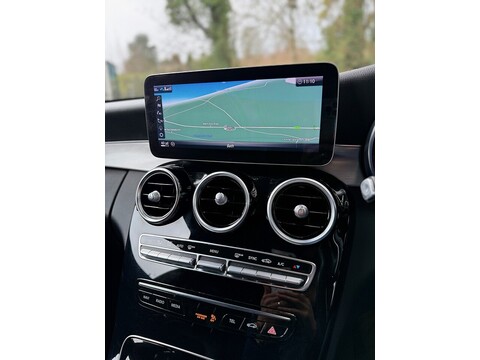 2.0 C300d AMG Line Estate 5dr Diesel G-Tronic+ Euro 6 (s/s) (245 ps)