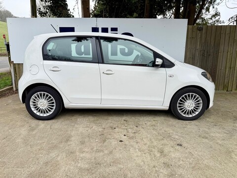 1.0 BlueMotion Tech High up! Hatchback 5dr Petrol Manual Euro 5 (s/s) (75 ps)