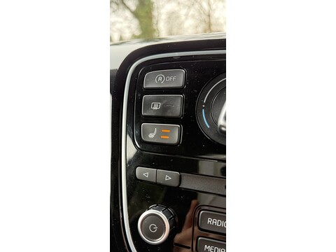 1.0 BlueMotion Tech High up! Hatchback 5dr Petrol Manual Euro 5 (s/s) (75 ps)