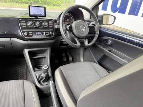 1.0 High up! Hatchback 5dr Petrol Manual Euro 5 (75 ps)