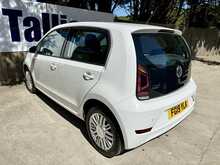 Volkswagen up! Move up! Tech Edition 