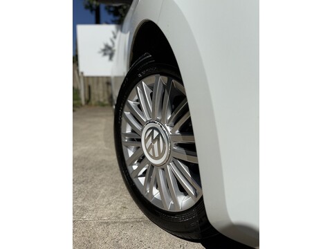 1.0 Move up! Tech Edition Hatchback 5dr Petrol Manual Euro 6 (s/s) (60 ps)