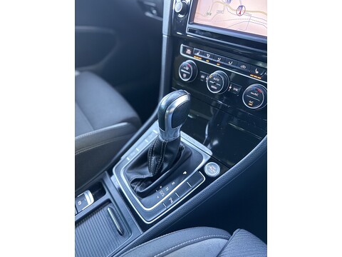 2.0 TSI BlueMotion Tech R Hatchback 5dr Petrol DSG 4Motion Euro 6 (s/s) (300 ps)