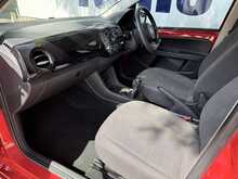 Volkswagen up! Move up! 