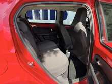 Volkswagen up! Move up! 