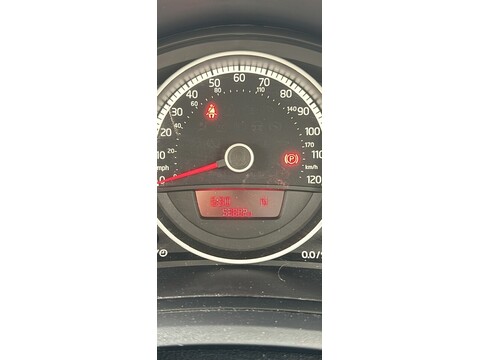 1.0 High up! Hatchback 5dr Petrol ASG Euro 5 (75 ps)