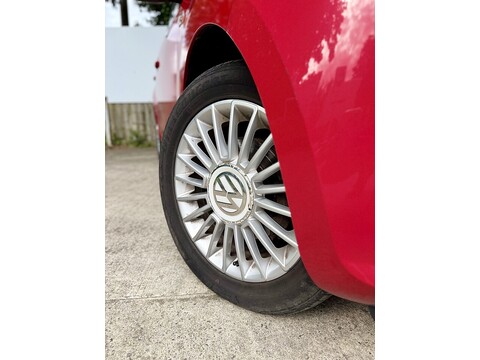 1.0 High up! Hatchback 5dr Petrol ASG Euro 5 (75 ps)