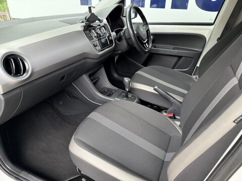 1.0 BlueMotion Tech High up! Hatchback 5dr Petrol ASG Euro 6 (s/s) (75 ps)