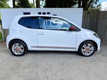 Volkswagen up! up! beats 