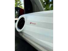 Volkswagen up! up! beats 