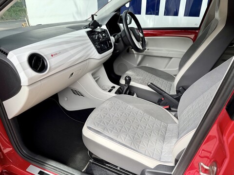 1.0 up! beats Hatchback 5dr Petrol Manual Euro 6 (s/s) (60 ps)