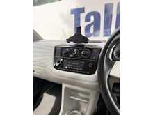 Volkswagen up! up! beats 