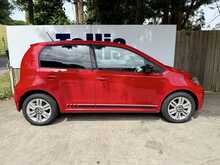 Volkswagen up! up! beats 