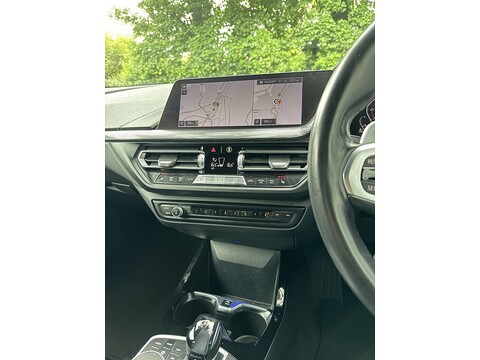 2.0 220d M Sport Saloon 4dr Diesel Auto Euro 6 (s/s) (190 ps)