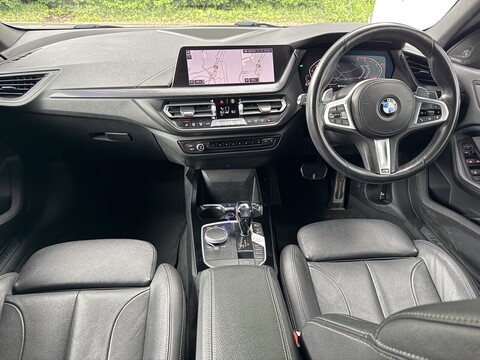 2.0 220d M Sport Saloon 4dr Diesel Auto Euro 6 (s/s) (190 ps)