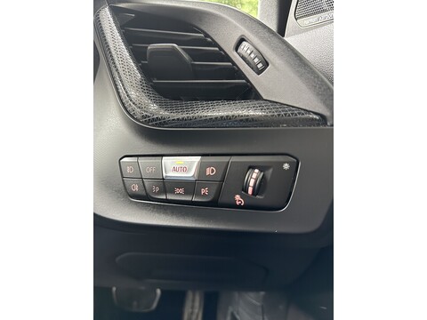 2.0 220d M Sport Saloon 4dr Diesel Auto Euro 6 (s/s) (190 ps)
