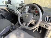 Volkswagen up! Move up! 