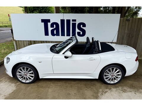 1.4 MultiAir Lusso Plus Convertible 2dr Petrol Euro 6 (140 ps)