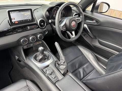 1.4 MultiAir Lusso Plus Convertible 2dr Petrol Euro 6 (140 ps)