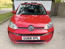 Volkswagen up! Move up! 
