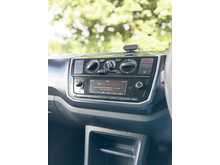 Volkswagen up! Move up! 