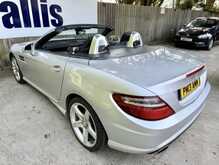 LOW MILEAGE - 14 SERVICES RECORDED