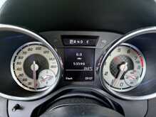 LOW MILEAGE - 14 SERVICES RECORDED