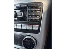 LOW MILEAGE - 14 SERVICES RECORDED