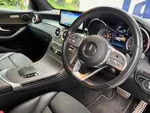 Mercedes-Benz GLC GLC220d AMG Line 