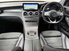 Mercedes-Benz GLC GLC220d AMG Line 