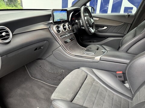 2.0 GLC220d AMG Line SUV 5dr Diesel G-Tronic+ 4MATIC Euro 6 (s/s) (194 ps)