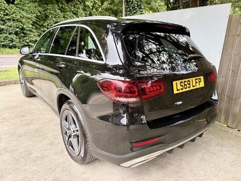 2.0 GLC220d AMG Line SUV 5dr Diesel G-Tronic+ 4MATIC Euro 6 (s/s) (194 ps)