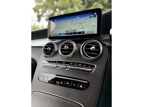 2.0 GLC220d AMG Line SUV 5dr Diesel G-Tronic+ 4MATIC Euro 6 (s/s) (194 ps)