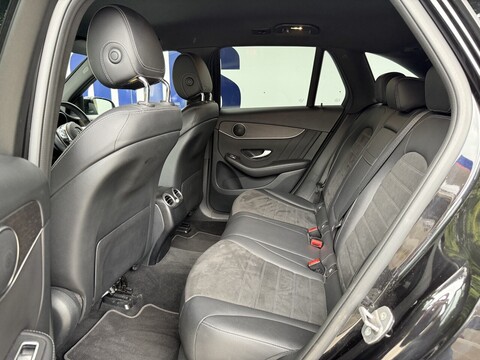 2.0 GLC220d AMG Line SUV 5dr Diesel G-Tronic+ 4MATIC Euro 6 (s/s) (194 ps)