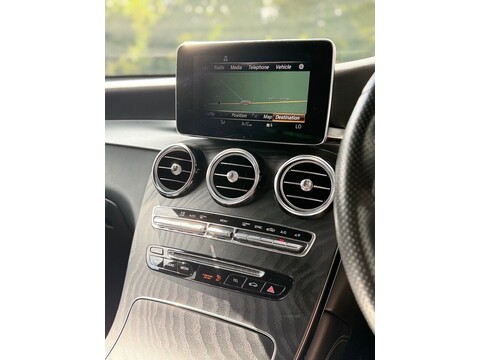 2.0 GLC250 AMG Night Edition (Premium Plus) SUV 5dr Petrol G-Tronic+ 4MATIC Euro 6 (s/s) (211 ps)
