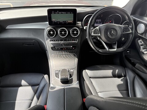 2.0 GLC250 AMG Night Edition (Premium Plus) SUV 5dr Petrol G-Tronic+ 4MATIC Euro 6 (s/s) (211 ps)
