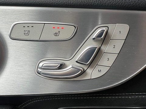C220d AMG Line Convertible 2.1 Automatic Diesel