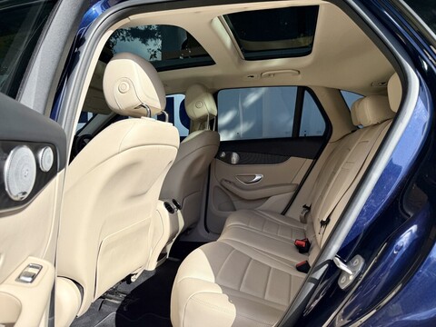 2.0 GLC250 Sport (Premium Plus) SUV 5dr Petrol G-Tronic+ 4MATIC Euro 6 (s/s) (211 ps)